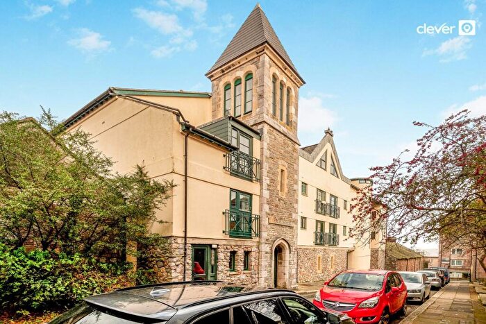 2 Bedroom Apartment For Sale In Castle Street, Plymouth, PL1