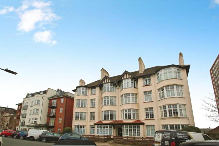 3 Bedroom Flat For Sale In Alexandra Road, Southend On Sea, SS1