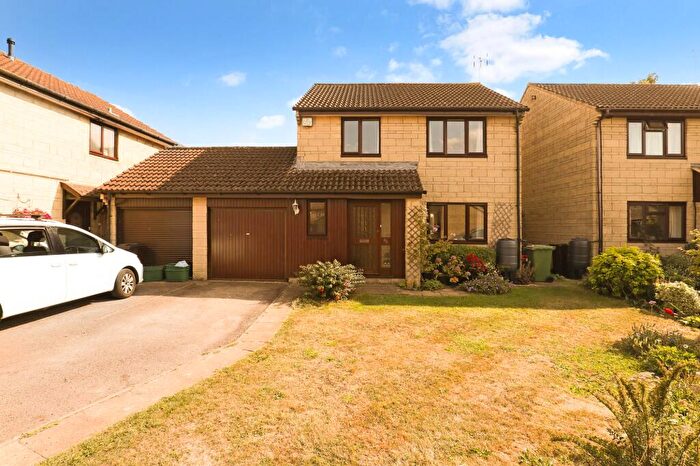3 Bedroom Detached House For Sale In Vayre Close, Chipping Sodbury, BS37