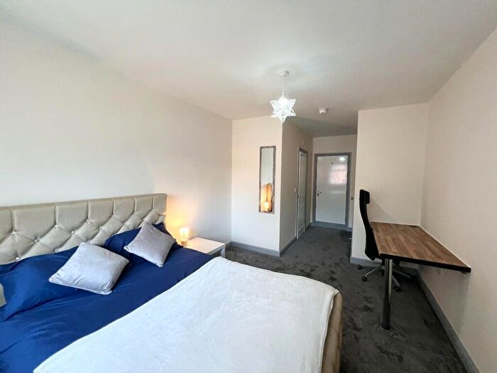 3 Bedroom Flat To Rent In Room - Parker Street, Derby, Derbyshire, DE1