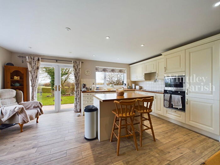 4 Bedroom Detached House For Sale In North Green Road, Pulham St Mary, IP21