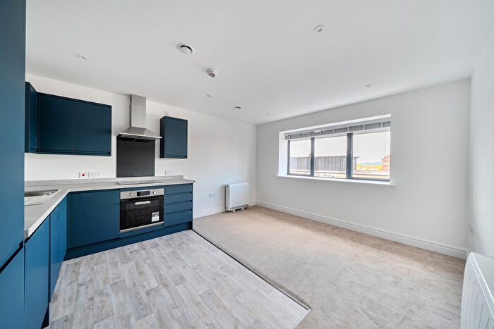 2 Bedroom Flat To Rent In Flat Discovery House, Southgate Street, GL1