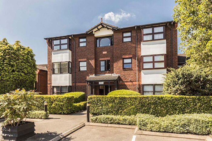 Studio To Rent In Mayfield Road, Shepherds Bush, W12