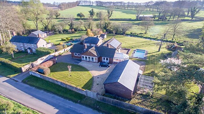 5 Bedroom Bungalow To Rent In Damerham, Hampshire, SP6