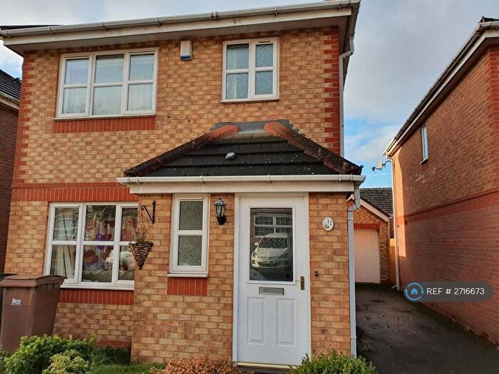 3 Bedroom Detached House To Rent In Bullrushes Close, Stoke-On-Trent, ST1