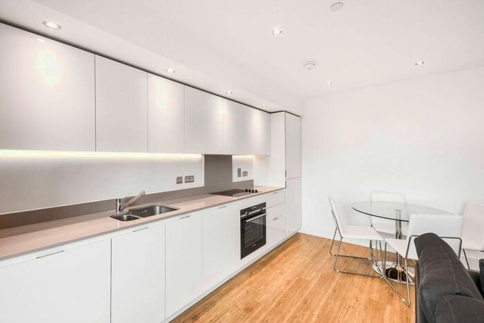 1 Bedroom Flat To Rent In Lyon Road, Harrow, HA1