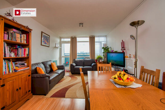 2 Bedroom Flat To Rent In Bradstock Road, Victoria Park, Hackney, London, E9