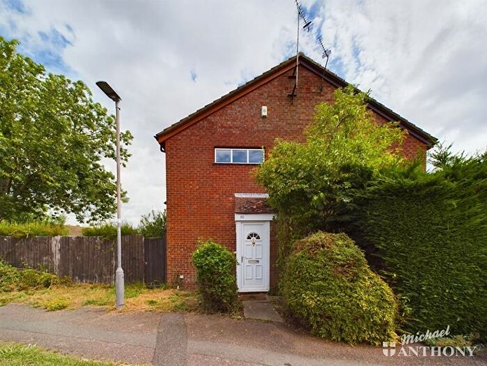 1 Bedroom Terraced House To Rent In Orwell Drive, Aylesbury, HP21