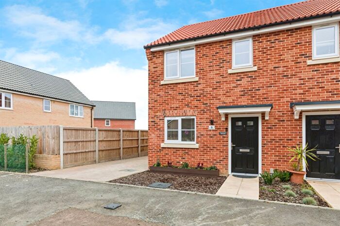 2 Bedroom Semi-Detached House For Sale In Ecclestone Rise, Bungay, NR35