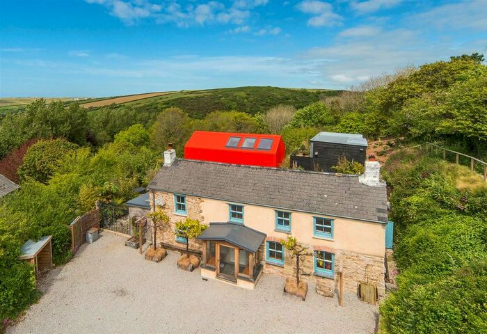 3 Bedroom Detached House For Sale In Cox Hill, Cocks, Perranporth, TR6