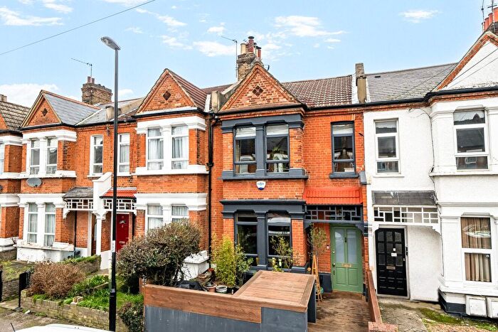 4 Bedroom Terraced House For Sale In Pattenden Road, Catford, London, SE6