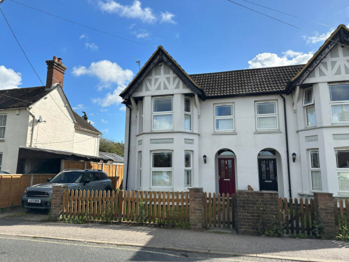 3 Bedroom Semi-Detached House To Rent In Station Road, Billingshurst, West Sussex, RH14