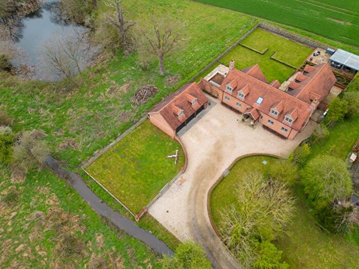 4 Bedroom Detached House For Sale In Great Melton, Norwich, NR9