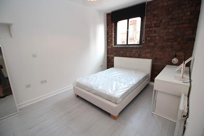 2 Bedroom Apartment To Rent In York Street, City Centre, L1