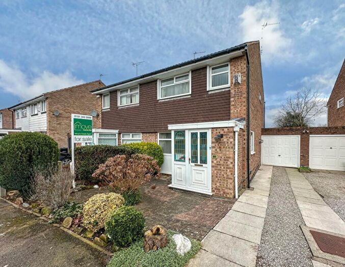 3 Bedroom Semi Detached House For Sale In Denning Drive, Wirral, CH61