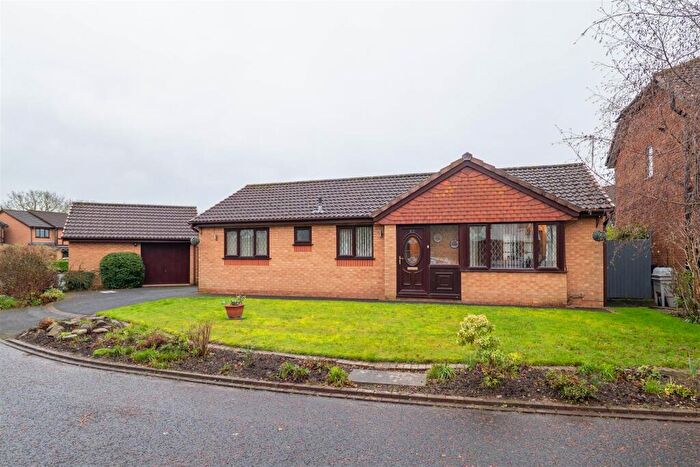 3 Bedroom Detached Bungalow For Sale In Fossdale Moss, Leyland, PR26