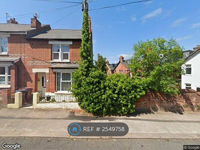 3 Bedroom End Of Terrace House To Rent In Wykeham Road, Reading, RG6