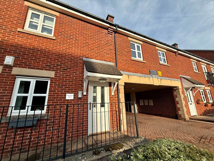 2 Bedroom Apartment To Rent In St. Francis Close, Crosspool, S10