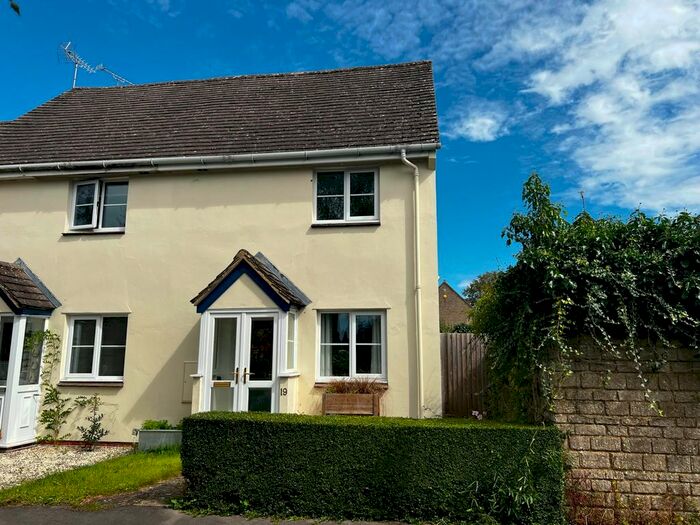 2 Bedroom End Of Terrace House To Rent In Eastfield, Ashton Keynes, Swindon, SN6