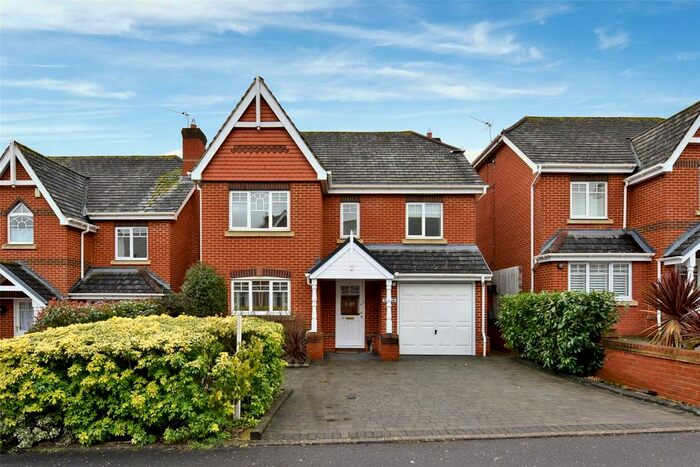 5 Bedroom Detached House To Rent In Nightingale Walk, Windsor, Berkshire SL4