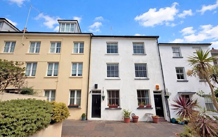 4 Bedroom Terraced House For Sale In Farman Street, Hove, BN3