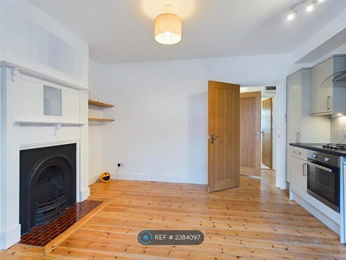 1 Bedroom Flat To Rent In Davigdor Road, Hove, BN3