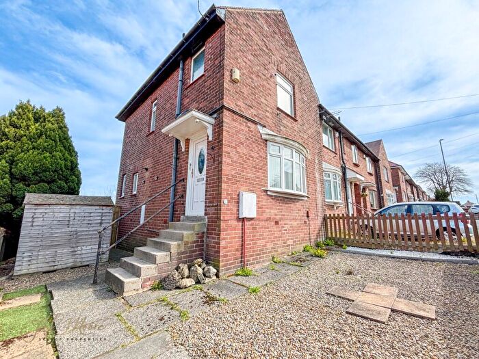 3 Bedroom Semi-Detached House To Rent In Hadleigh Road, Hylton, Sunderland, Tyne And Wear, SR4