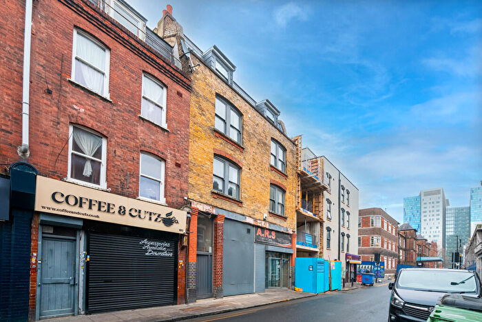 2 Bedroom Apartment To Rent In Fieldgate Street, E1