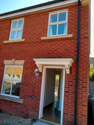 4 Bedroom Semi-Detached House To Rent In Jellicoe Avenue, Stoke Park, Bristol, BS16