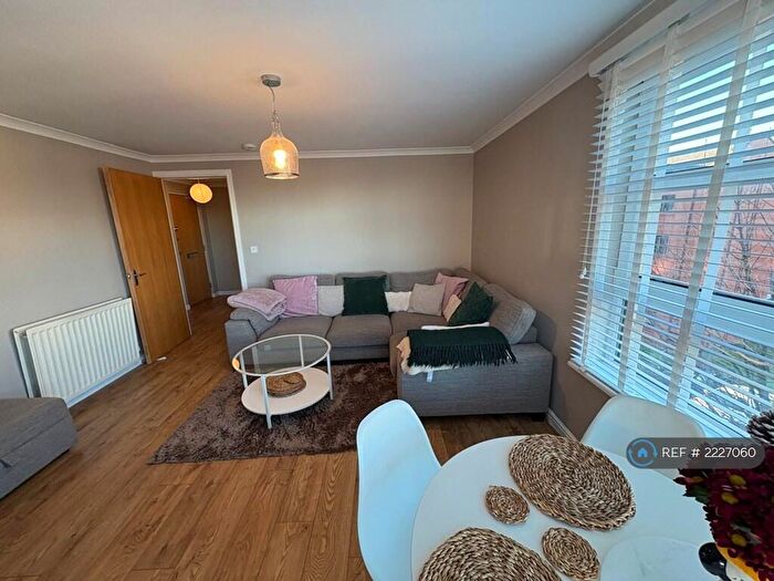 2 Bedroom Flat To Rent In Loaning Mills, Edinburgh, EH7