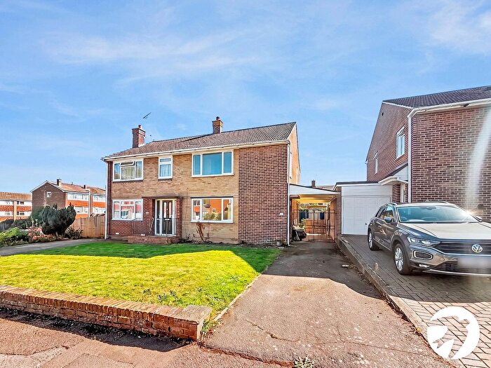3 Bedroom Semi Detached House To Rent In Silverdale Drive, Gillingham, Kent, ME8