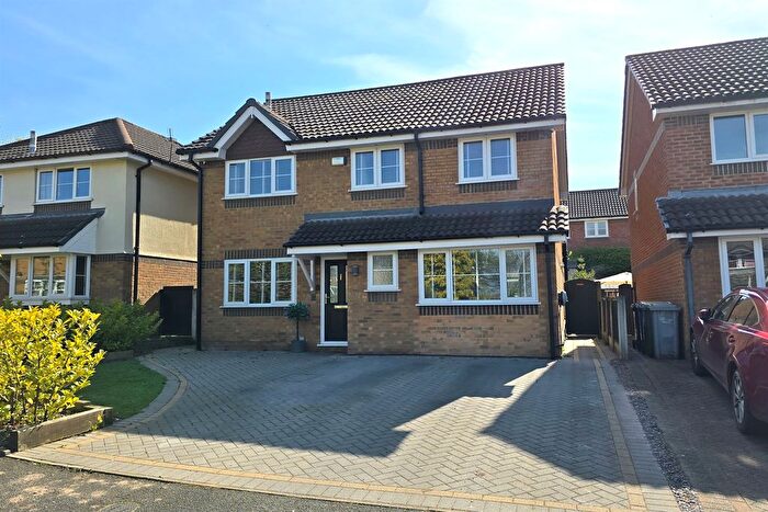 4 Bedroom Detached House For Sale In Honiton Way, Altrincham, WA14