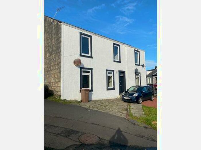 1 Bedroom Flat To Rent In Montgomerieston Street, Kilbirnie, KA25