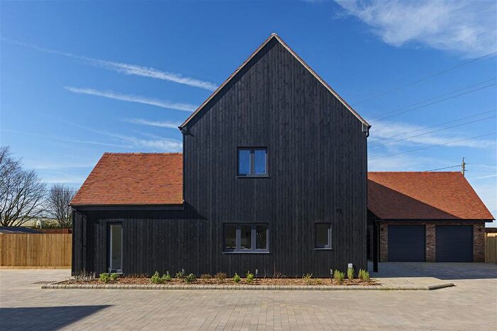 4 Bedroom Detached House For Sale In Kings Oak Drive, Woodnesborough, Sandwich, CT13