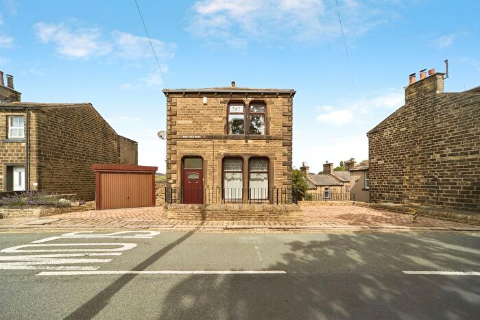 4 Bedroom Detached House For Sale In Hebden Road, Haworth, Keighley, BD22
