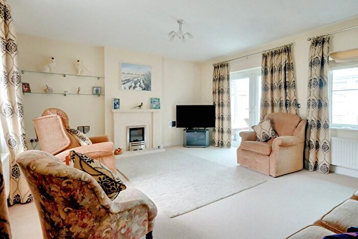 2 Bedroom Detached Bungalow For Sale In Honywood Gardens, Old Moulsham, Chelmsford, CM2