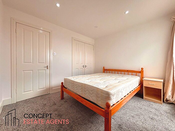3 Bedroom Property To Rent In Cavendish Road, Colliers Wood, SW19