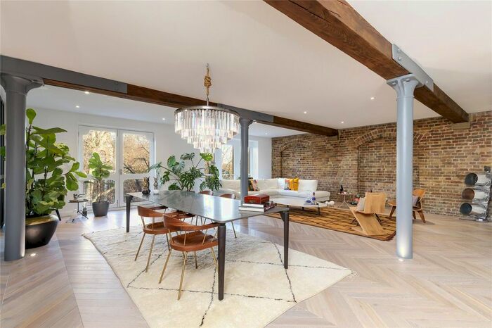 3 Bedroom Flat To Rent In Olivers Wharf, Wapping High Street, London, E1W