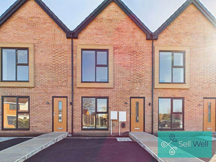 2 Bedroom Town House For Sale In St. Johns Road, Manchester, M28