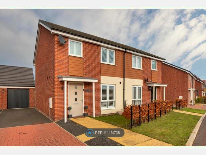 3 Bedroom Semi-Detached House To Rent In Shotton View, Newcastle Upon Tyne, NE13