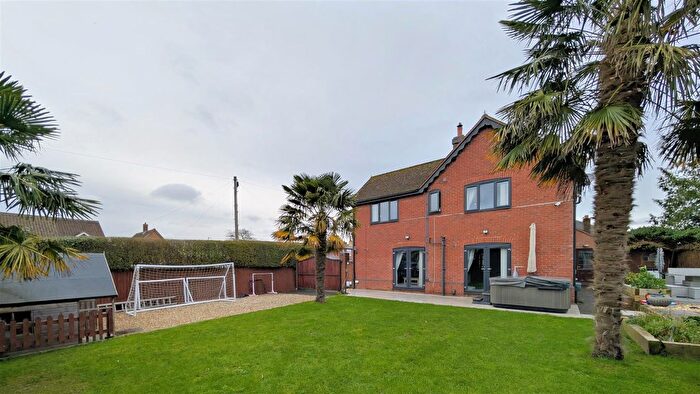 5 Bedroom Detached House For Sale In Longford Lane, Longford, Gloucester, GL2