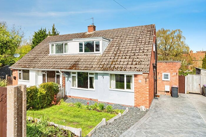 3 Bedroom Bungalow For Sale In Foresters Close, Horsehay, Telford, Shropshire, TF4