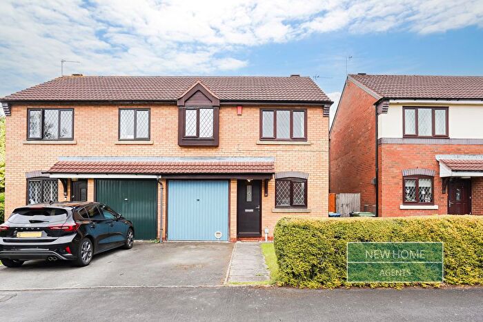 3 Bedroom Semi-Detached House For Sale In Melrose Avenue, Little Stoke, Stone, ST15