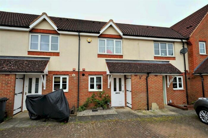 2 Bedroom House To Rent In Warneford Way, Leighton Buzzard, LU7