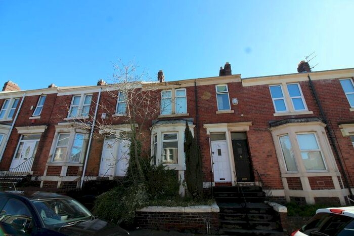 2 Bedroom Flat To Rent In Windsor Avenue, Bensham, Gateshead, NE8