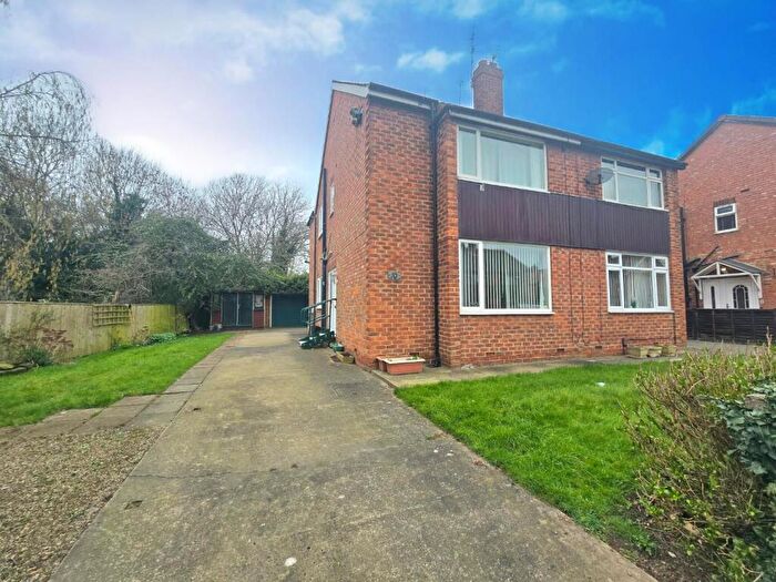 3 Bedroom Semi Detached House For Sale In Somerset Grove, Darlington, DL1