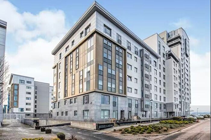 2 Bedroom Flat To Rent In Western Harbour View, Leith, Edinburgh, EH6