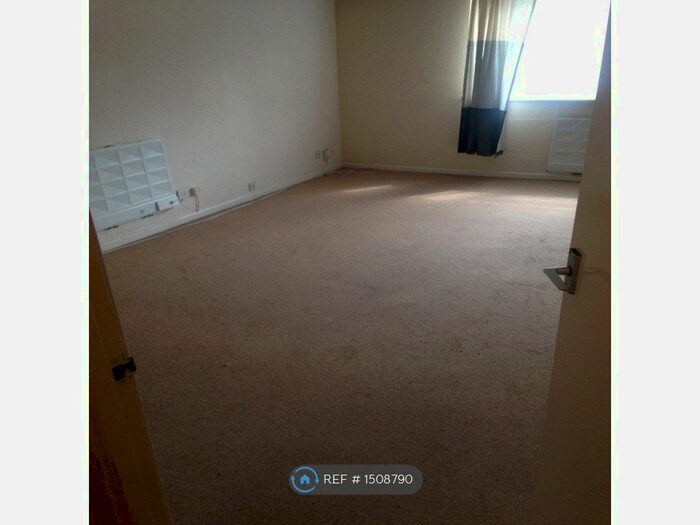 Studio To Rent In Rodney Court, Southampton, SO19