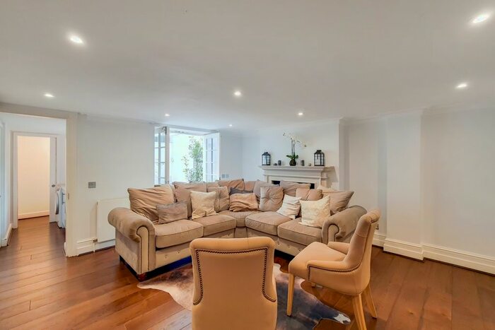 3 Bedroom Semi-Detached House To Rent In Montpelier Mews, Knightsbridge, SW7