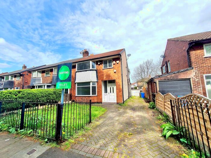 3 Bedroom Semi-Detached House To Rent In Balmoral Avenue, Whitefield, Manchester, M45